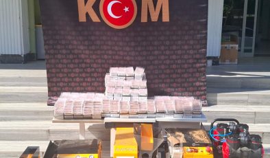 Uşak’ta 20 bin 100 adet kaçak makaron ele geçirildi